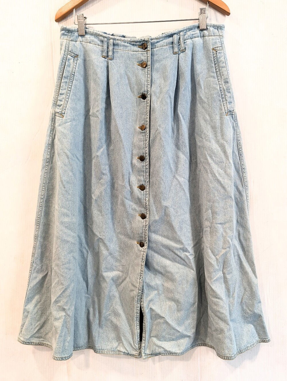 VINTAGE Baxter Wells Light Blue Denim 100% Cotton Button-Front A-Line Maxi Skirt